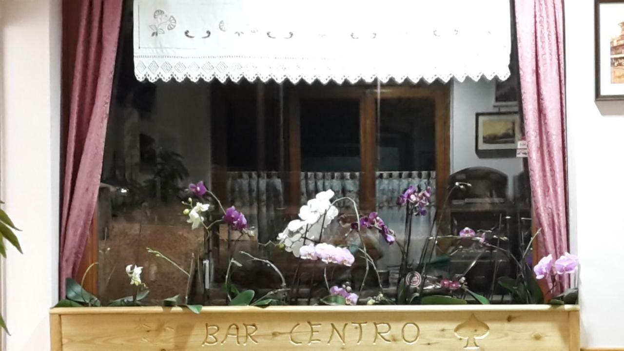 Albergo Ristorante Centro Vico Canavese Ngoại thất bức ảnh