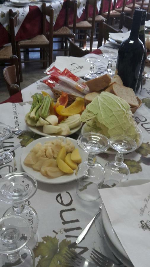 Albergo Ristorante Centro Vico Canavese Ngoại thất bức ảnh