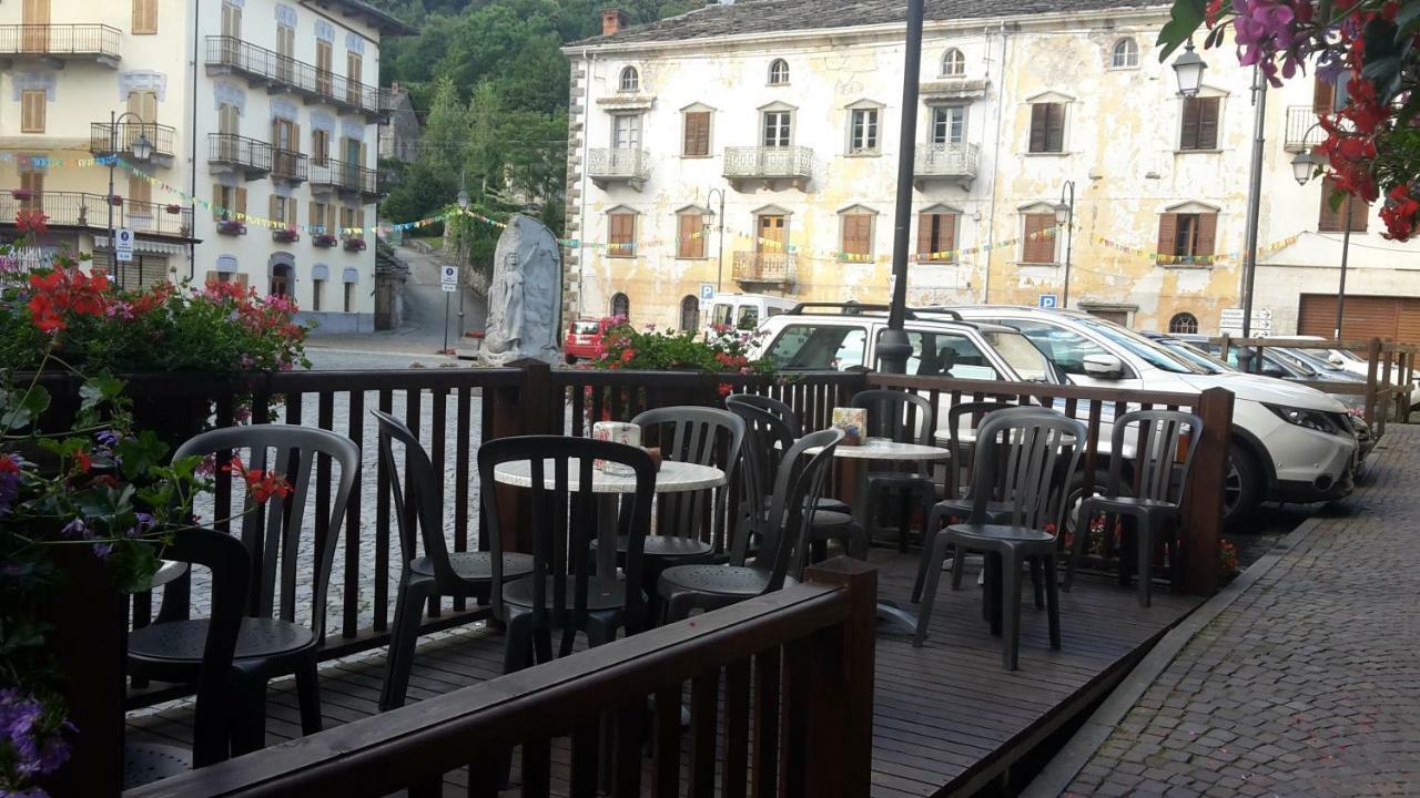 Albergo Ristorante Centro Vico Canavese Ngoại thất bức ảnh