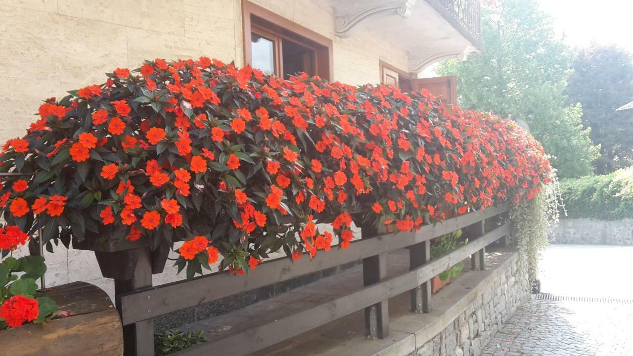 Albergo Ristorante Centro Vico Canavese Ngoại thất bức ảnh