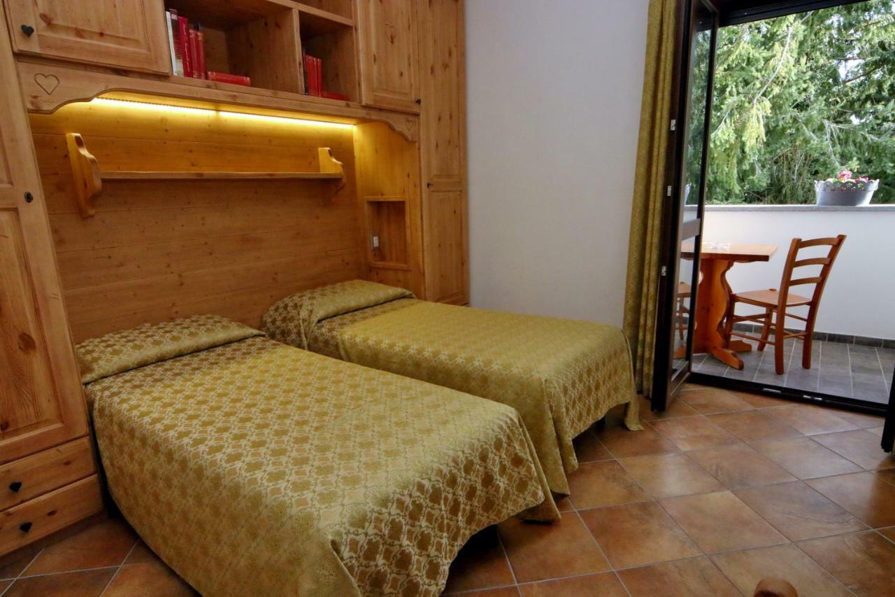 Albergo Ristorante Centro Vico Canavese Ngoại thất bức ảnh